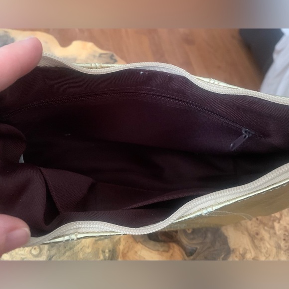 Vintage Y2K Gold Metallic Shoulder Bag Purse - Picture 7 of 10